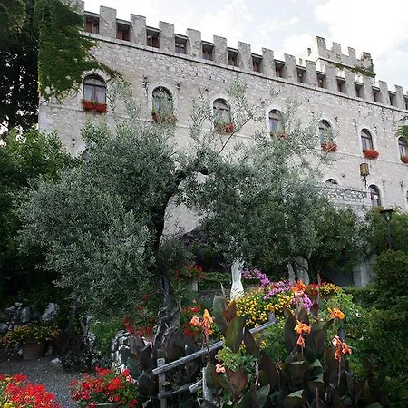Hotel Castello Miramare 4*